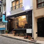 Lika Hotel 3*