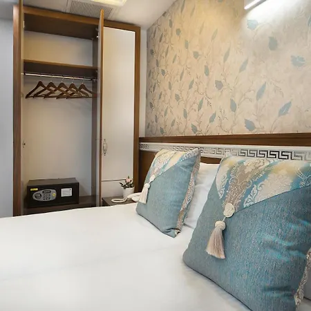 Otel Lika 3*